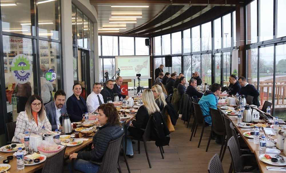 Başkan Yüksel Basın Mensuplarını Unutmadı