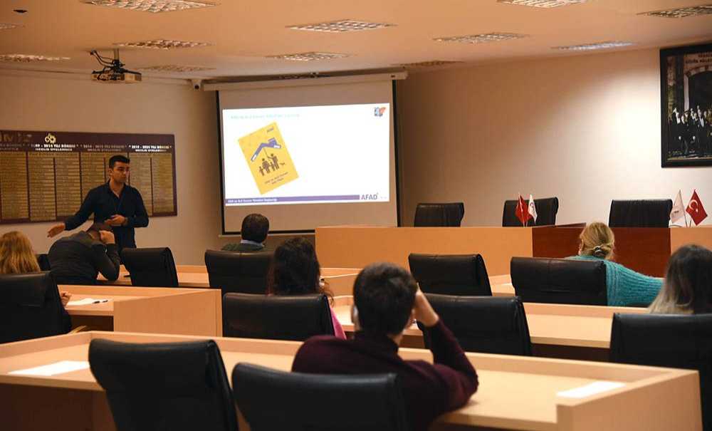 Çorlu'da Afet Bilinci Eğitimi