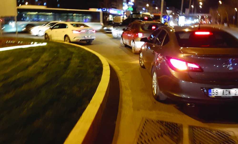 Sorunu Trafik Polisi Çözüyor