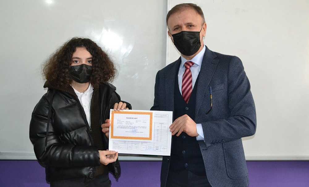 54 Bin Öğrenci Karne Heyecanı Yaşadı