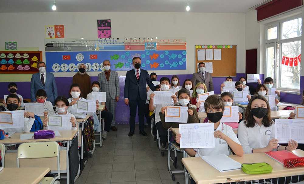 54 Bin Öğrenci Karne Heyecanı Yaşadı