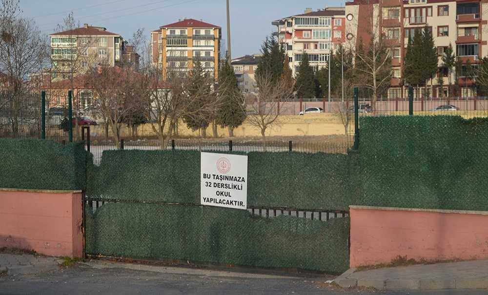 Okul İnşaatları Bir Türlü Başlamıyor!