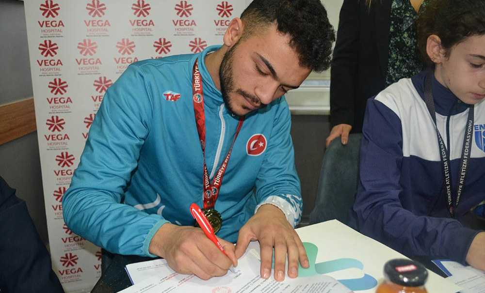 Şampiyon Sporculara Vega Hospital Sponsor Oldu