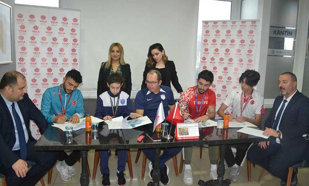 Şampiyon Sporculara Vega Hospital Sponsor Oldu