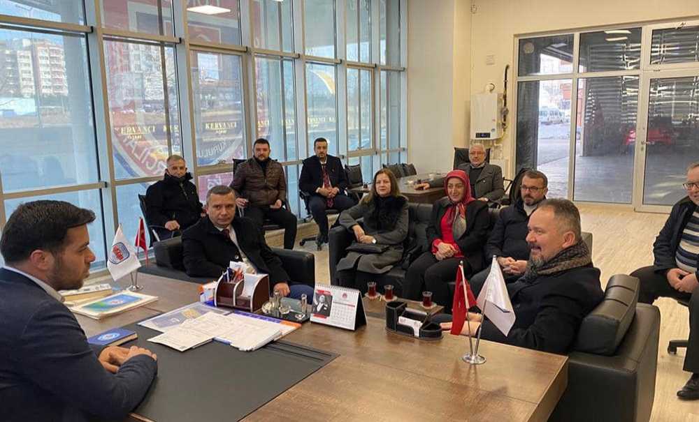 Ak Parti Çorlu'daki Odaları Ziyaret Etti