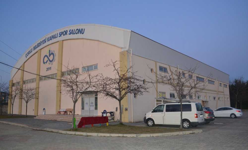 Ziya Kaptan'ın İsmi Hala Spor Salonuna Verilmedi