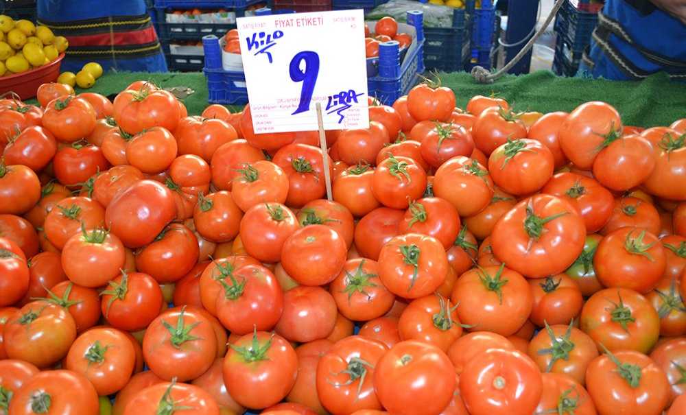 Pazarda Fiyatlar İnmeye Başladı
