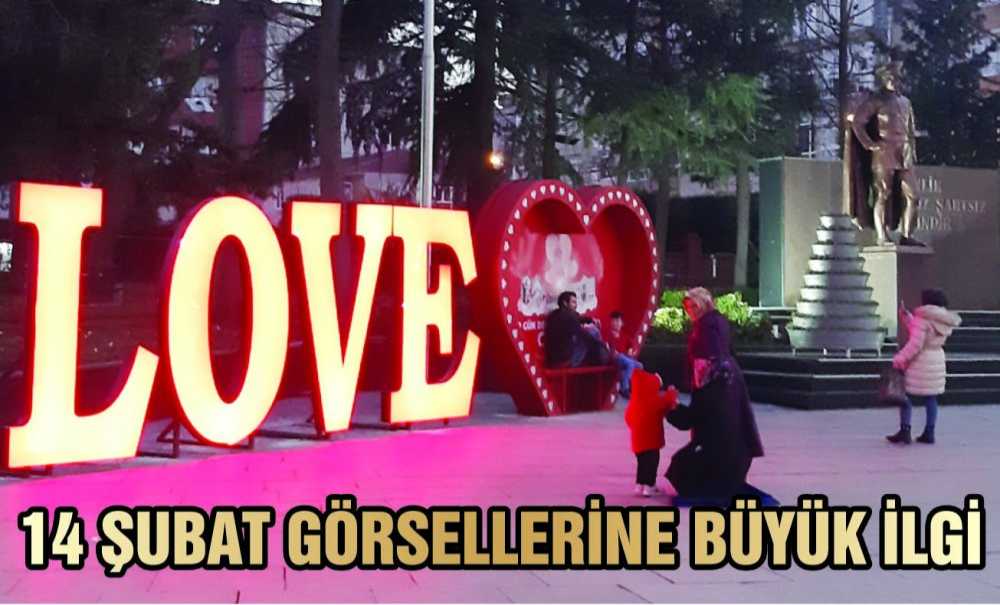 14 Şubat Görsellerine Büyük İlgi