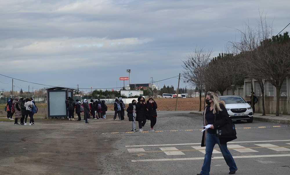 Öğrenciler Ulaşımda Büyük Sorunlar Yaşıyor