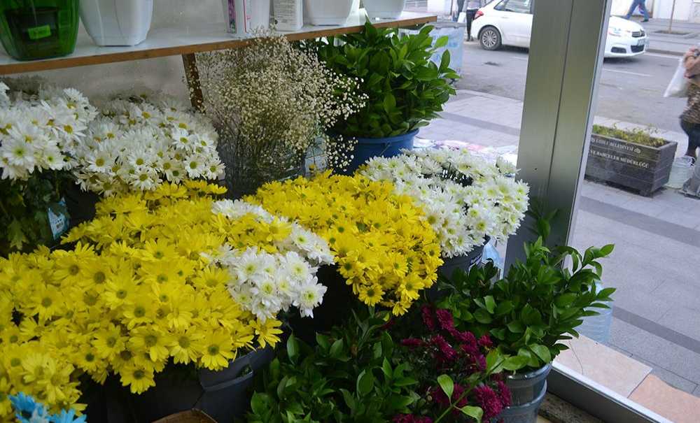 14 Şubat'ta Çiçek Satışları Arttı