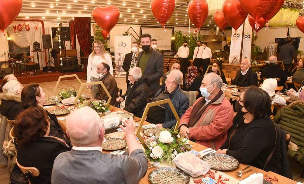 40 Yıllık Çiftler Doyasıya Eğlendiler