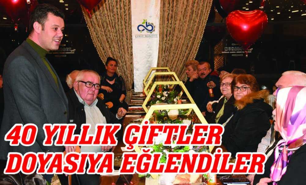 40 Yıllık Çiftler Doyasıya Eğlendiler