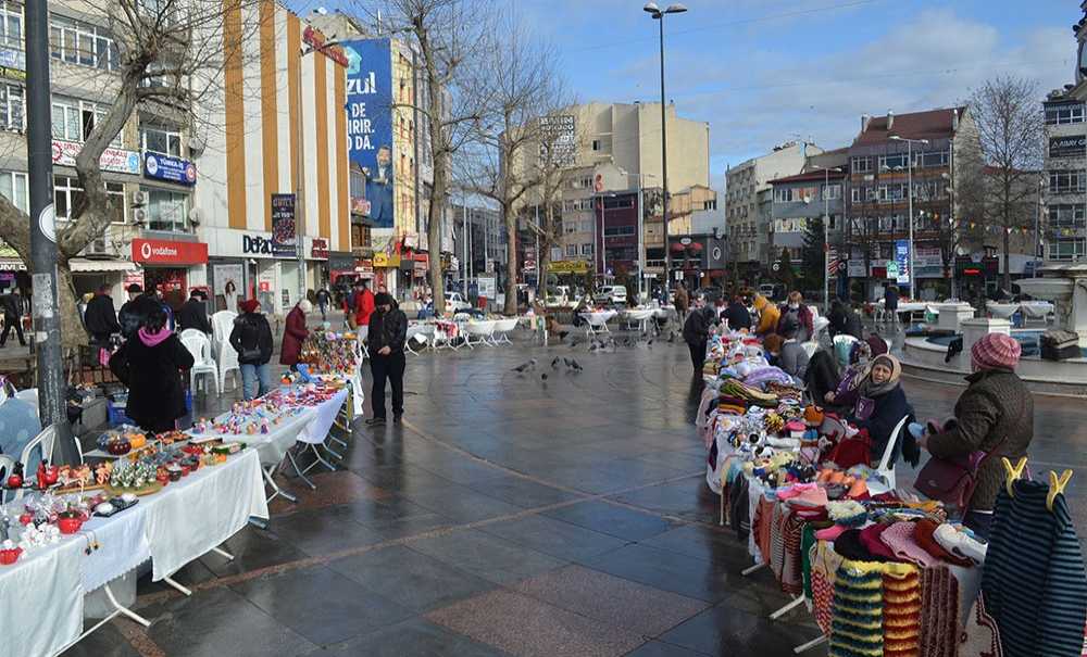 Hanımeli Çarşısı 14 Şubat İçin Kuruldu