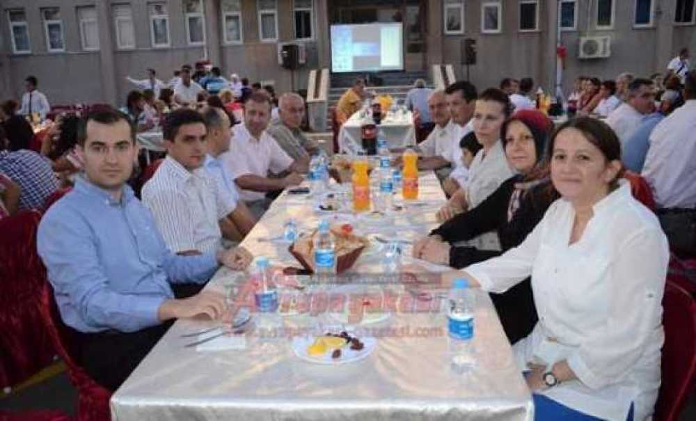 Çorlu Emniyet Müdürlüğü'nden İftar Yemeği