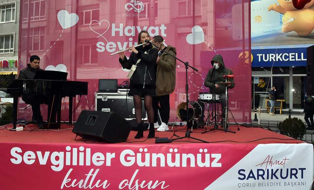 Sevgililer Günü Etkinlikleri Yoğun İlgi Gördü