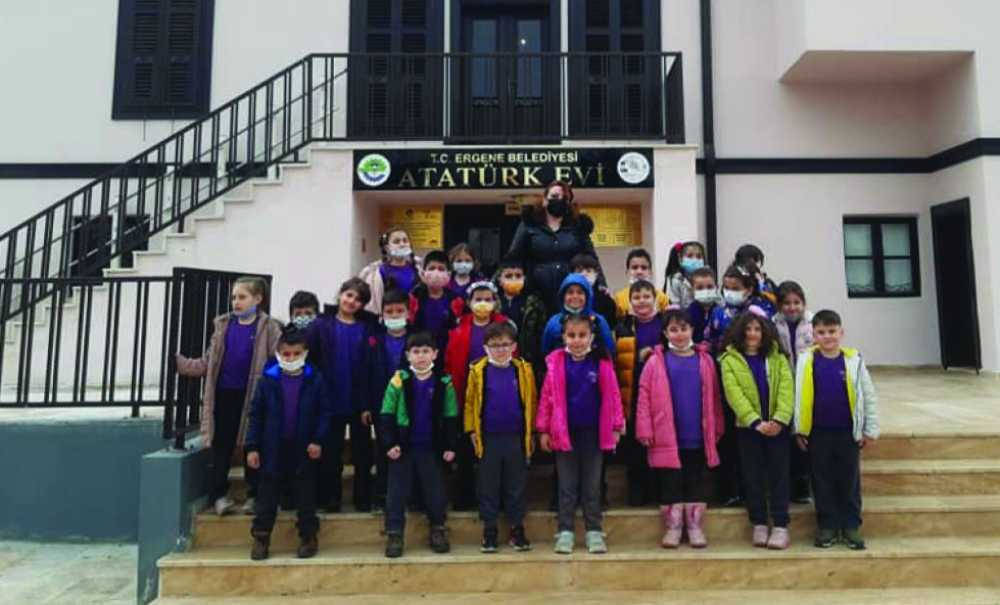 Öğrencilerin Akınına Uğruyor