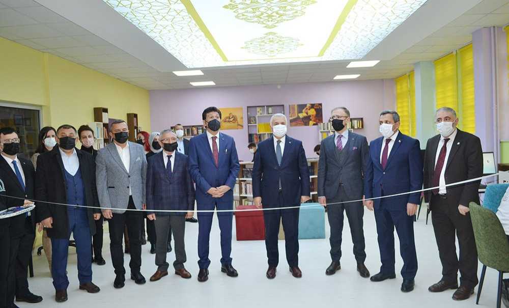 Vali Yıldırım, Çorlu'da Kütüphane Açılışına Katıldı