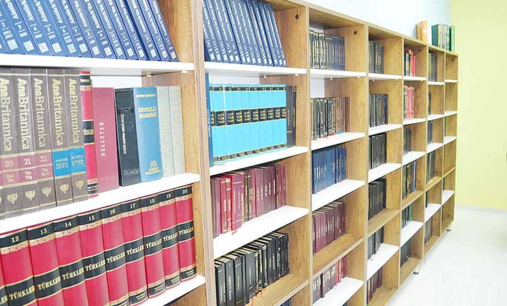 Vali Yıldırım, Çorlu'da Kütüphane Açılışına Katıldı