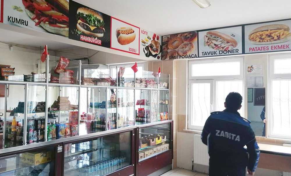 Zabıta Okul Kantinlerini Denetliyor