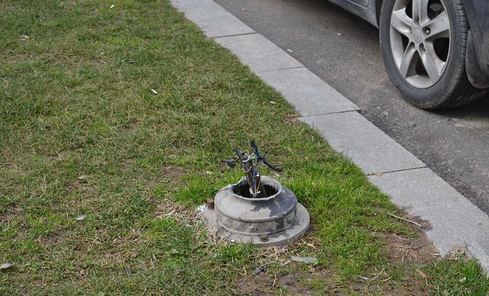 Aydınlatma Direklerini Kırmışlar