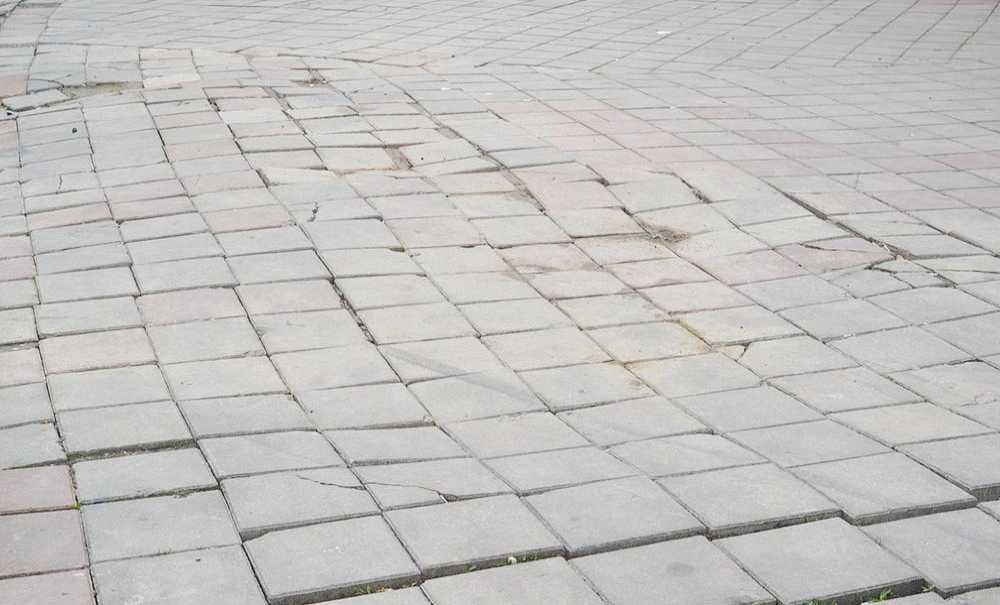 Bu Kaldırımları Ne Zaman Yapacaksınız?