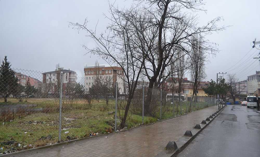 10 Dönümlük Arazi Yıllardır Boş Duruyor