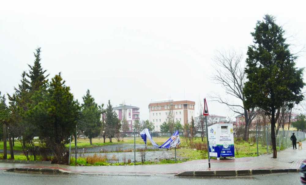 10 Dönümlük Arazi Yıllardır Boş Duruyor