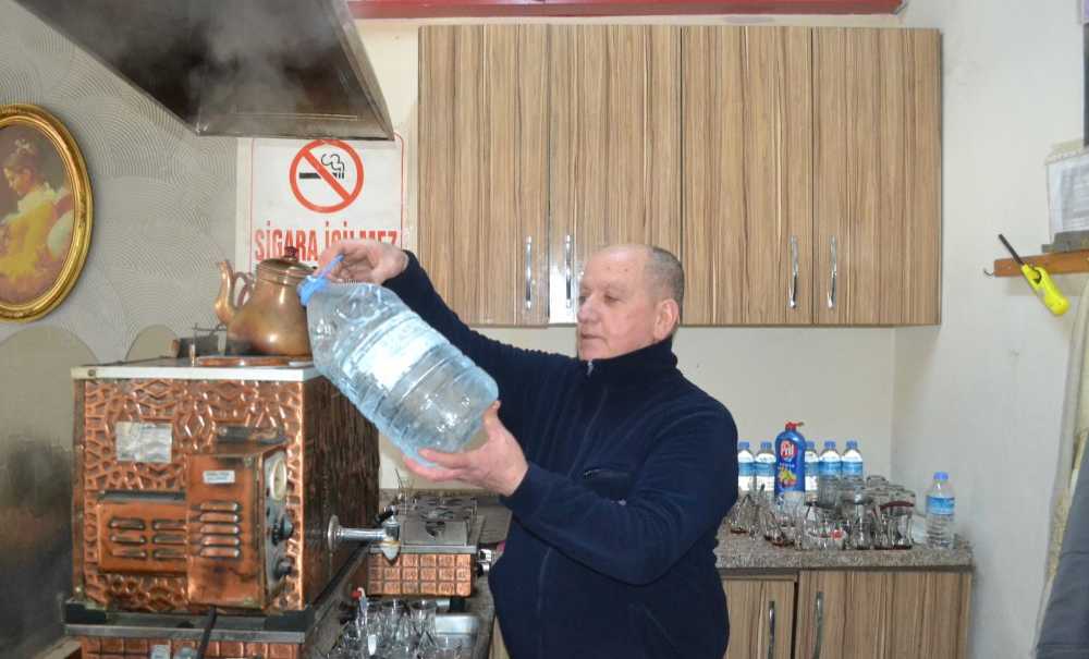 Su Kesintisinde Olan Esnafa Oldu