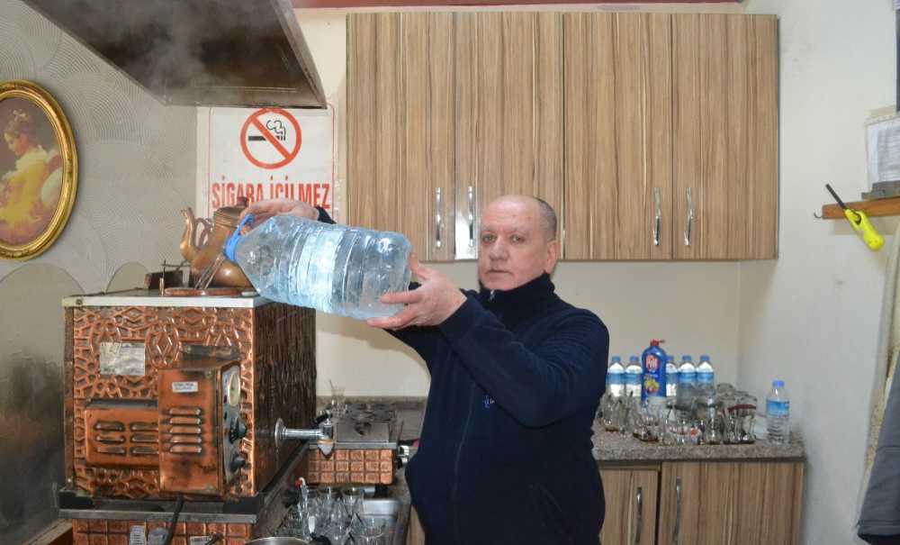 Su Kesintisinde Olan Esnafa Oldu