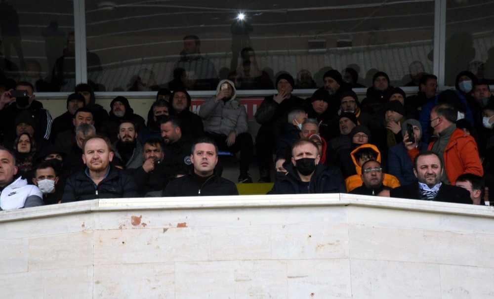 Namağlup Şampiyon Oldu