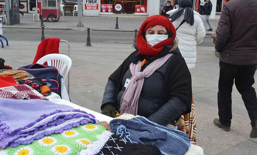 8 Martta Kadınlar Soğuktan Titredi