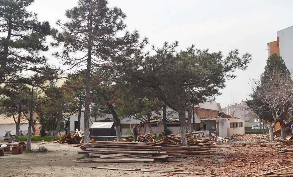 Okulların Yapılmasıyla İlgili Hiçbir Adım Yok!