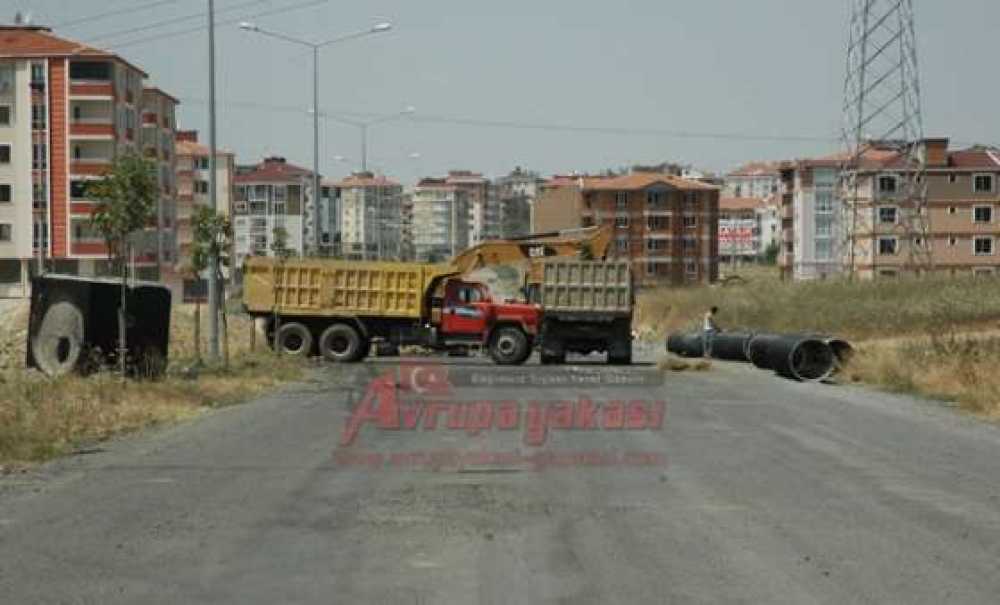 Çetin Emeç Bulvarı`nda Alt Yapı Çalışmaları