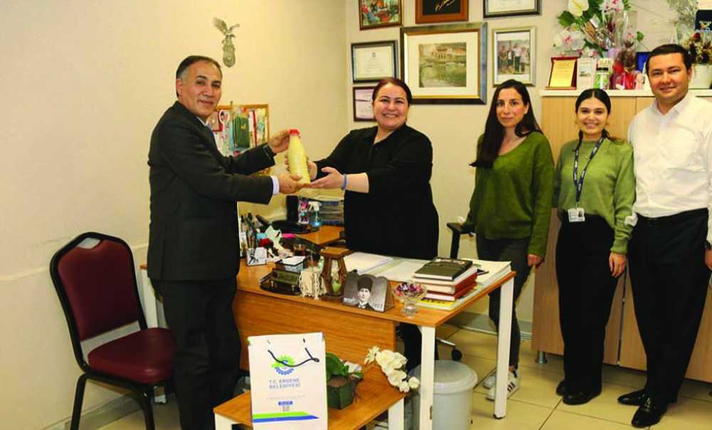 Başkan Yüksel Doktorları Bu Senede Unutmadı