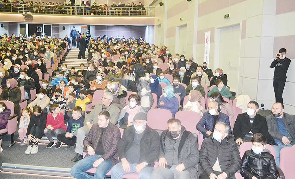 Şehitler Haftasında Program Düzenlendi