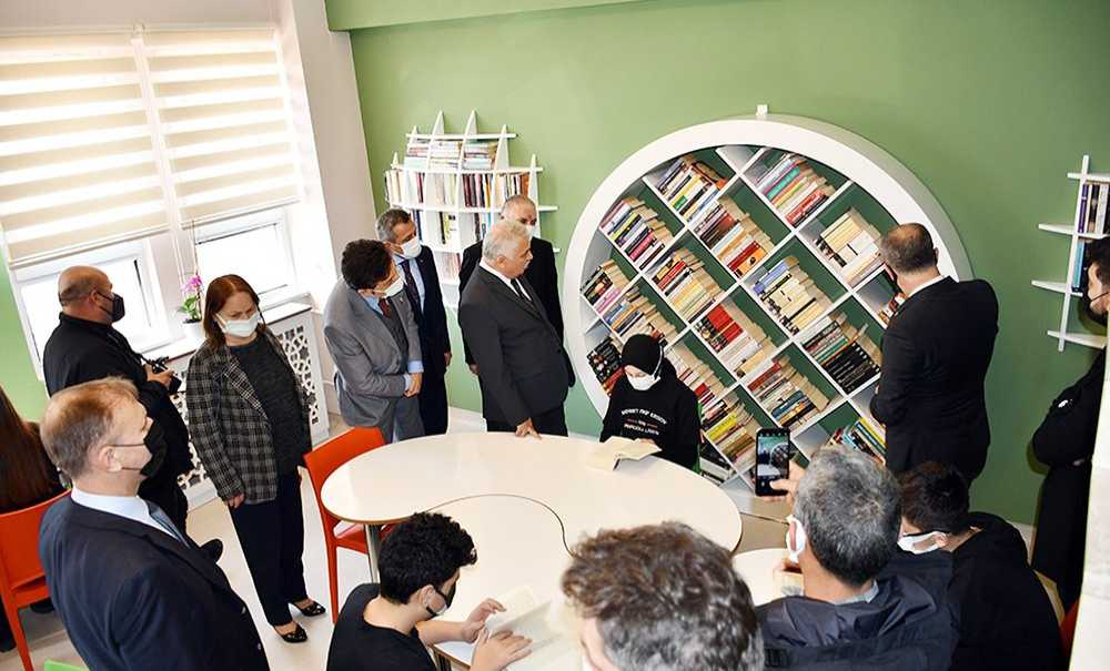 Vali Yıldırım, Çorlu'da Kütüphane Ve Atölye Açılışı Yaptı