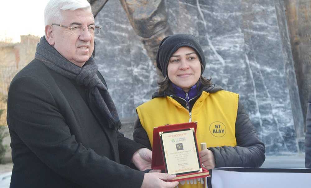 Seyit Onbaşı Parkı Ve Kitap Kafe Açıldı