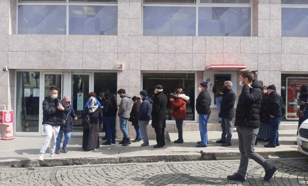 Toki̇'den Ev Sahibi Olmak İçin Bankaya Koştular