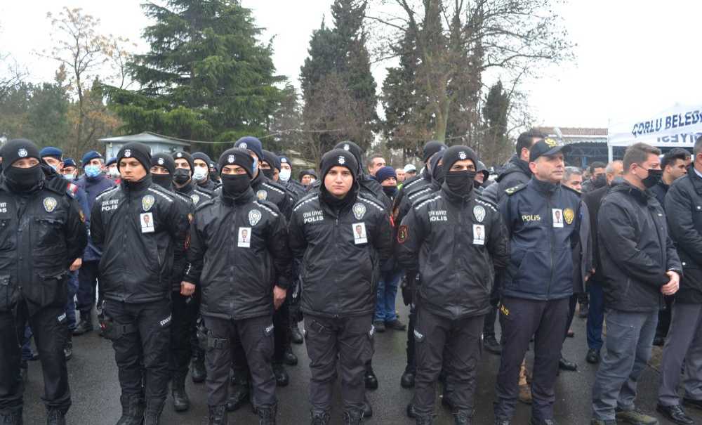 Polis Memuru Mehmet Alıç Son Yolculuğuna Uğurlandı