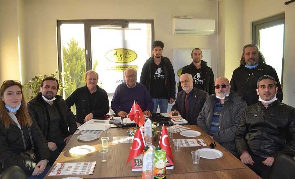 Şehir Tiyatrosundan Vaz Mı Geçildi?