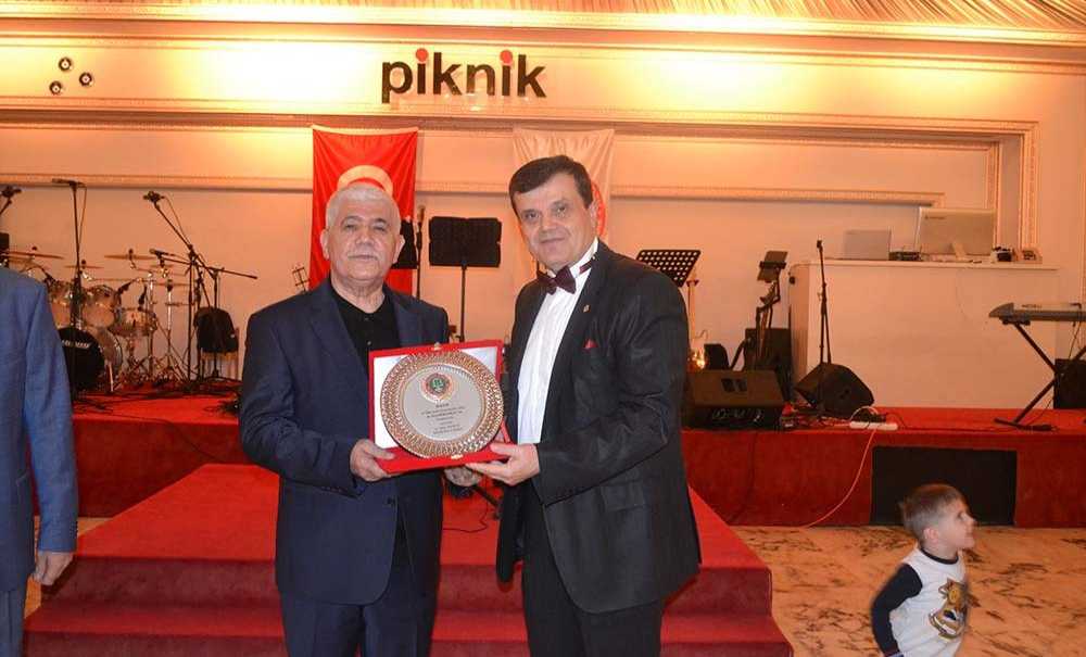 “Cumhuriyete Ve Atatürk'e Bağlıyız”