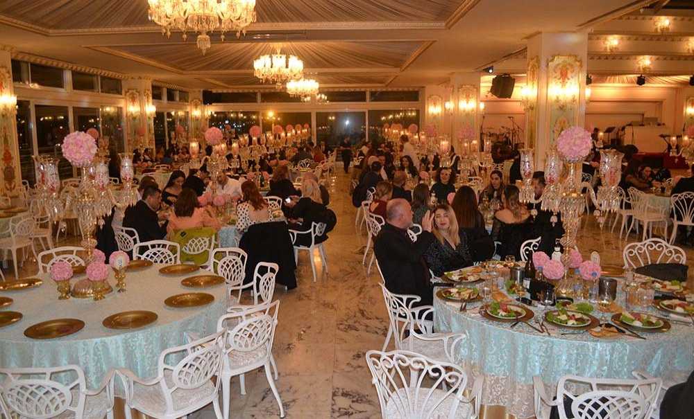 “Cumhuriyete Ve Atatürk'e Bağlıyız”