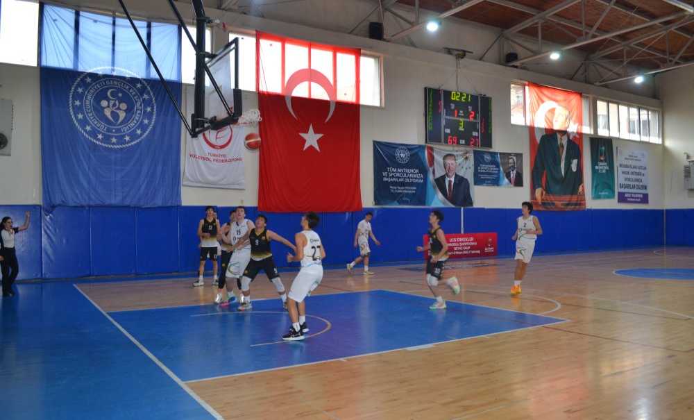 U-16 Basketbol Turnuvası Çorlu'da