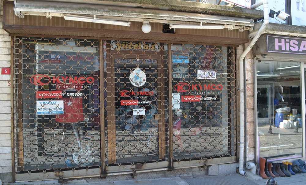 Tarihi Saray Caddesi Yavaş Yavaş Ölüyor