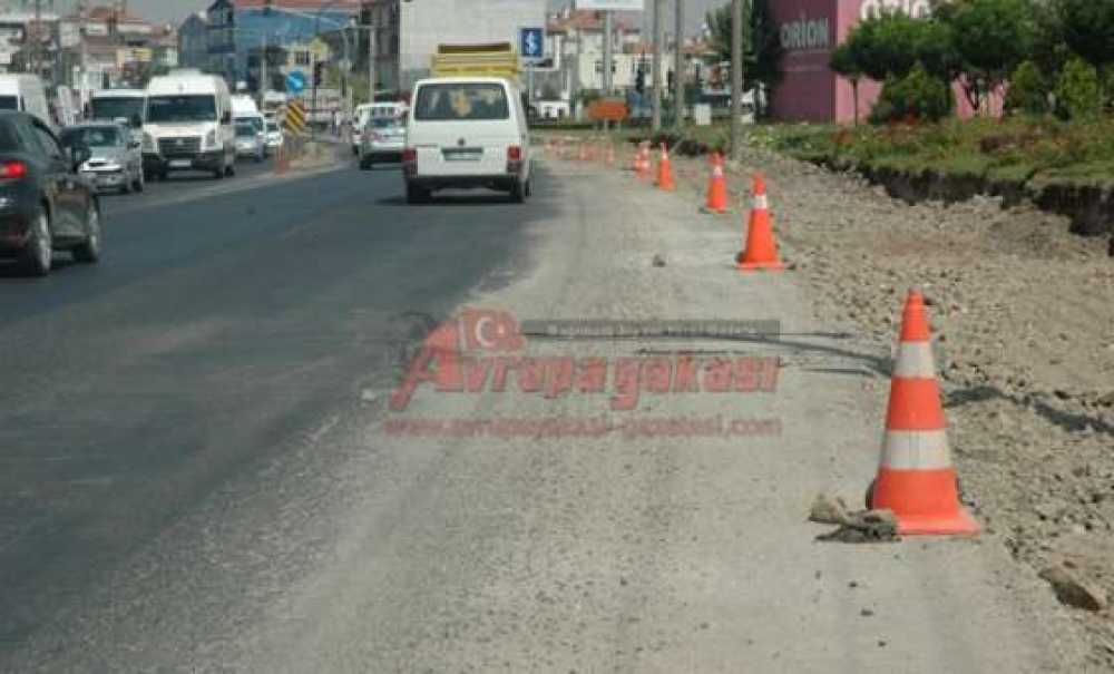 Sağlık Mahallesi Girişinde Yol Genişletme Çalışması