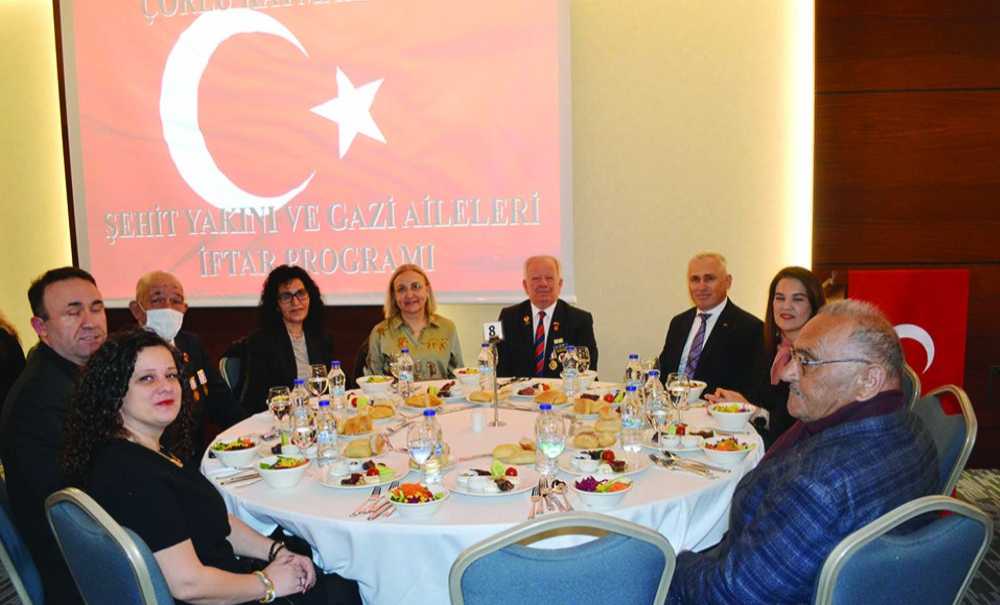 Şehit Yakınları Ve Gaziler İftar Programında Buluştu