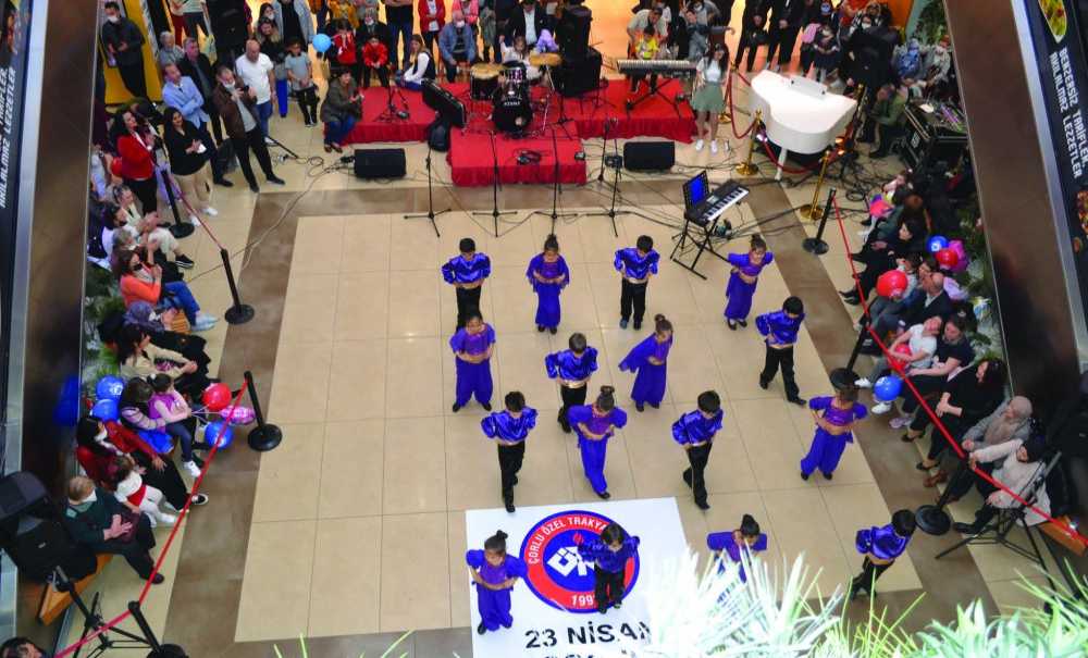 Trakya Koleji 23 Nisan Coşkusunu Doyasıya Yaşadı