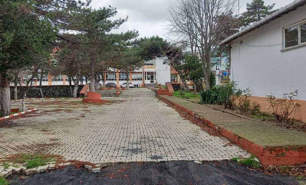 Sığınaklar Ve Koridorlar Sınıf Yapıldı!