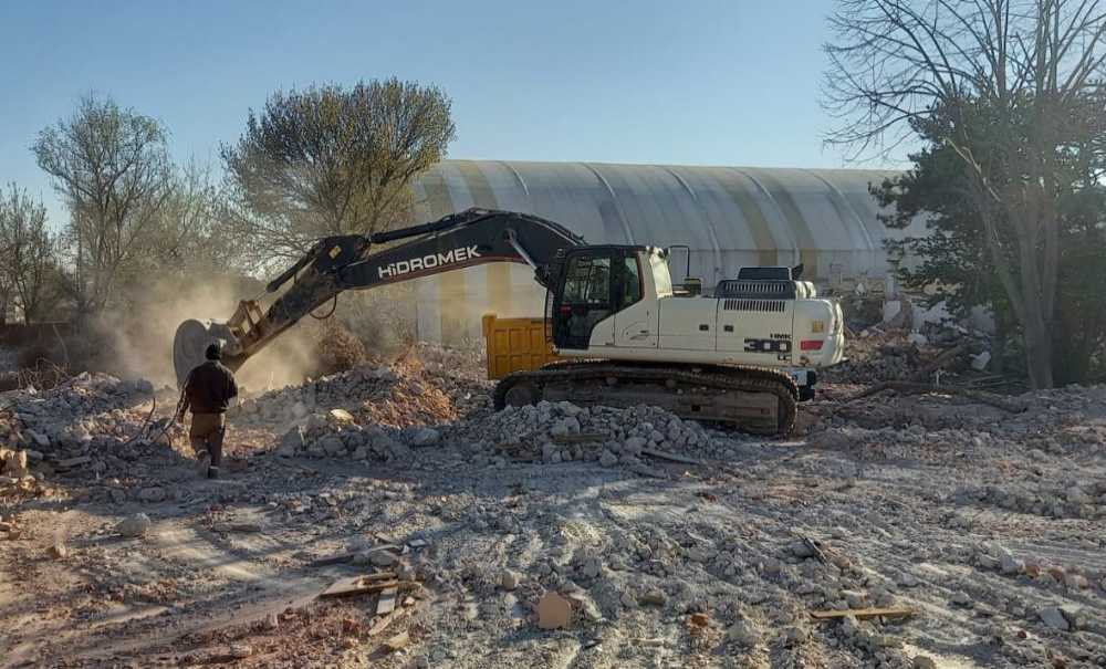 Sığınaklar Ve Koridorlar Sınıf Yapıldı!
