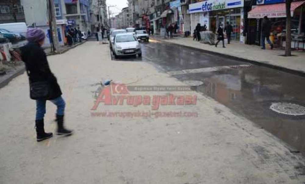 Kumlar Çamura Neden Oldu